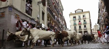 Patru răniți în cea de-a treia zi a Festivalului de la Pamplona