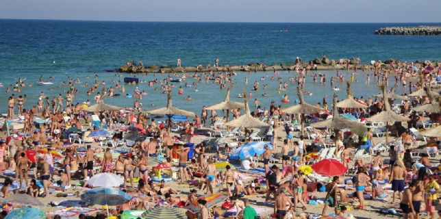 Peste-120000-de-români-au-cheltuit-5-5-milioane-de-euro-la-mare-în-primul-weekend-din-septembrie