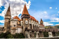 Peste 20 de castele şi muzee vor fi reprezentate la Târgul European al Castelelor, la Hunedoara
