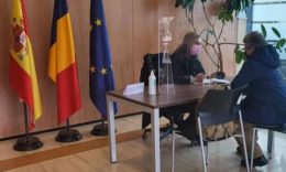 Peste 50.000 de persoane au apelat la serviciile Consulatului General al României de la Madrid