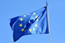 Preluarea preşedinţiei Consiliului UE - şansă pentru România de a-şi îmbunătăţi imaginea ca jucător onest în Europa