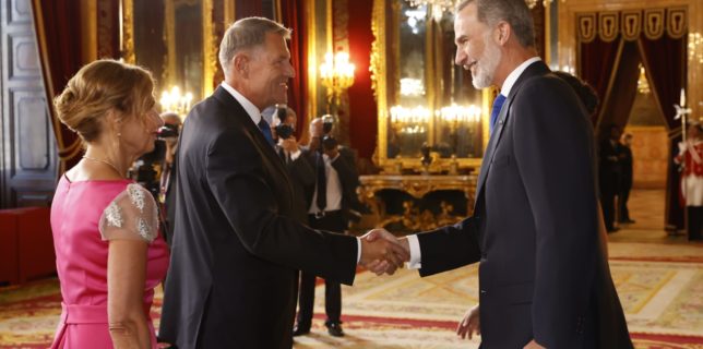 Preşedintele Iohannis, la dineul de gală oferit în onoarea şefilor de stat şi de guvern care participă la Summitul NATO