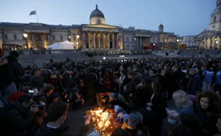 Priveghi în Piața Trafalgar pentru victimele atacului de la Londra