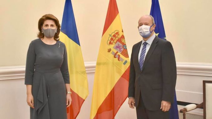 Reuniune a ambasadorului cu ministrul spaniol al Justiției. S-a discutat și despre dubla cetățenie română și spaniolă