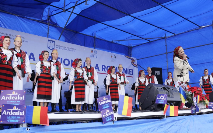 Românii din Spania au sărbătorit, după 3 ani, la marele Festival Tezaur Românesc în Torrejón-3