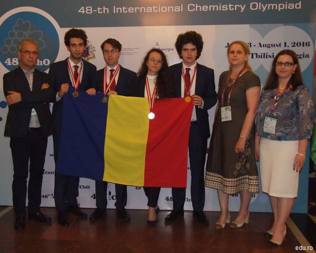 România-Locul-I-în-Europa-la-Olimpiada-de-Chimie-trei-medalii-de-aur-și-una-de-argint