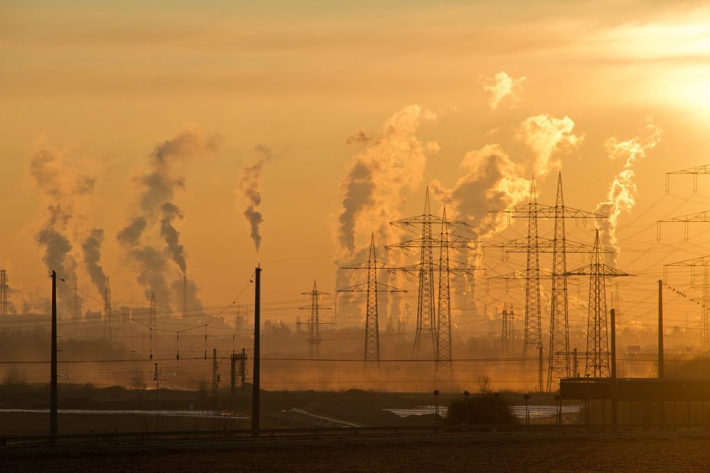 România, trimisă în faţa CJUE pentru nerespectarea legislaţiei UE privind aerul curat şi emisiile industriale