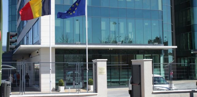 Secția Consulară Madrid își reia activitatea de lucru cu publicul la ghișeu, 𝐞𝐱𝐜𝐥𝐮𝐬𝐢𝐯 𝐩𝐞 𝐛𝐚𝐳𝐚 𝐝𝐞 𝐩𝐫𝐨𝐠𝐫𝐚𝐦𝐚𝐫𝐞