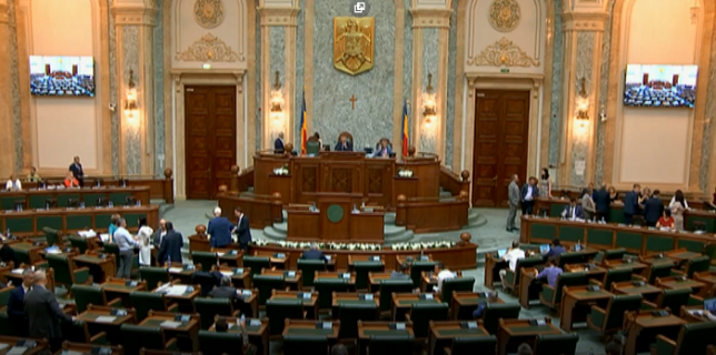 Senat „Ură împotriva Diasporei. Nici măcar Ceauşescu nu i-a urât aşa de mult” (pe românii din străinătate)
