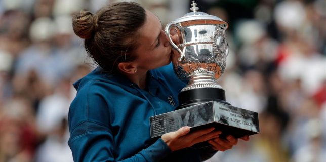 Simona Halep a câştigat primul său titlu de Mare Şlem, la Roland Garros