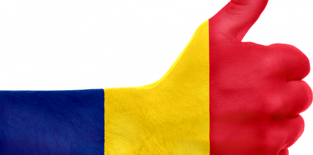 Sondaj – 85,4 dintre români îşi asumă cu mândrie identitatea; 30,2 arborează tricolorul de ziua naţională