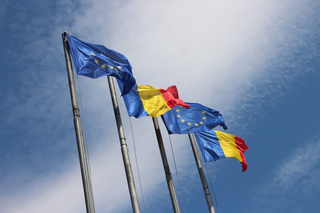 Sondaj: Majoritatea românilor - de acord că sunt priviţi drept 'cetăţeni de mâna a doua' în UE