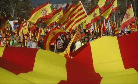Spania – Criza din Catalonia nu îi afectează deocamdată semnificativ pe românii din regiune
