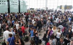 Spania: Guvernul trimite Garda Civilă pe aeroportul din Barcelona în timpul grevei agenților de securitate