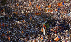 spania-sute-de-mii-de-catalani-au-manifestat-pentru-independenta