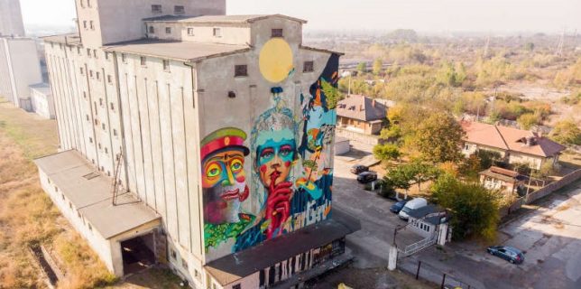 Timiş Cea mai mare pictură murală din România, creată la Timişoara, în cadrul proiectului ”Memoriile Cetăţii”