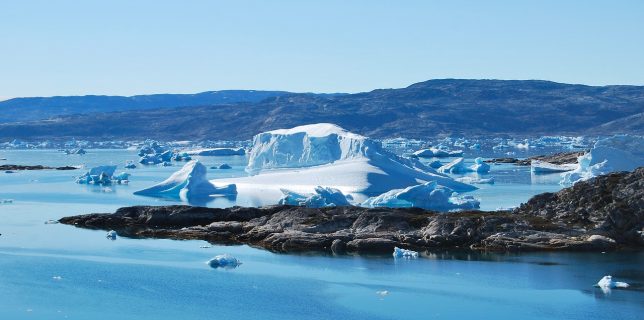 Topirea gheţarilor din Groenlanda Ritmul este ”înspăimântător”