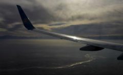 UE dorește să discute "rapid" cu Washingtonul cu privire la dispozitivele electronice la bordul avioanelor
