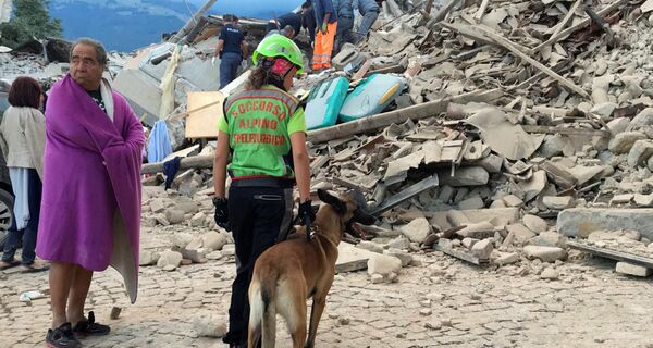 VIDEO-Cel-puțin-14-persoane-au-decedat-în-cutremurul-de-6.2-grade-din-Italia