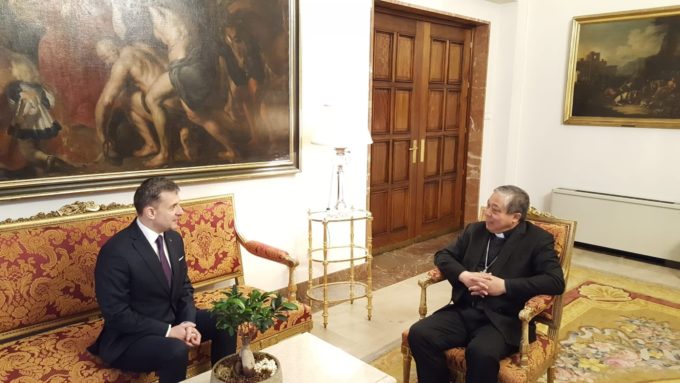 Întrevederea ambasadorului României cu decanul corpului diplomatic acreditat la Madrid