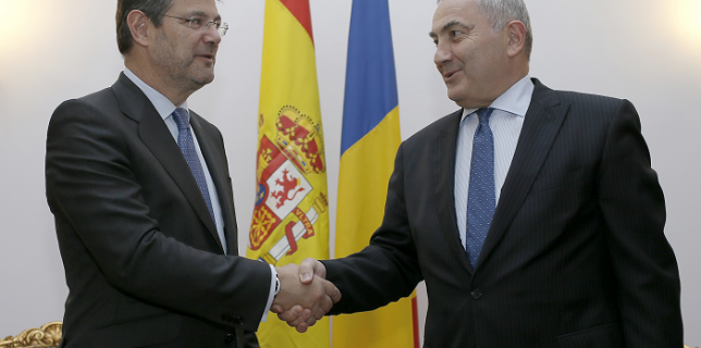 Întrevederea-ministrului-afacerilor-externe-Lazăr-Comănescu-cu-ministrul-spaniol-al-justiției-Rafael-Catala-Polo